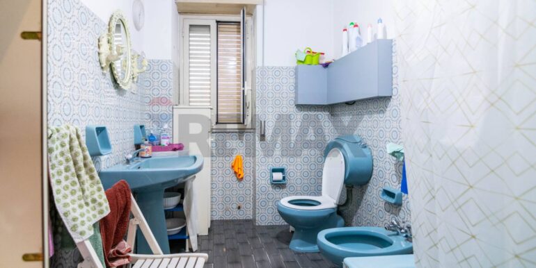 20251008162629-991855-10