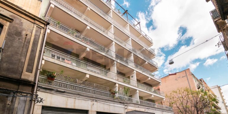 20251008162751-991855-37