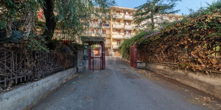 20251009121946-992671-1