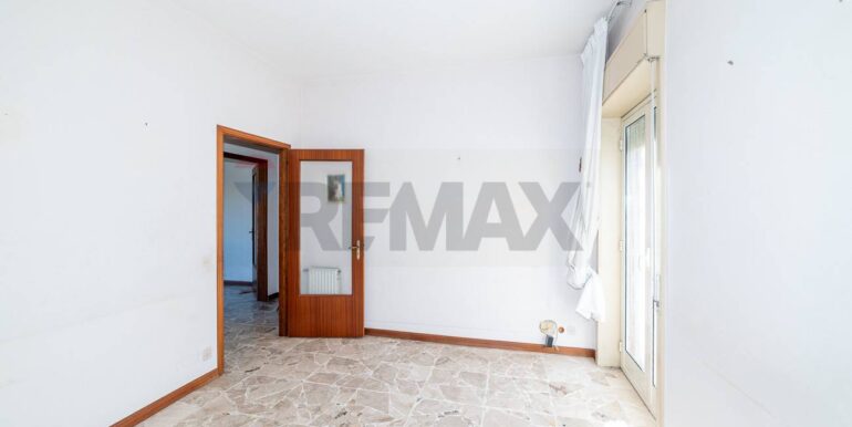 20251009122036-992671-13