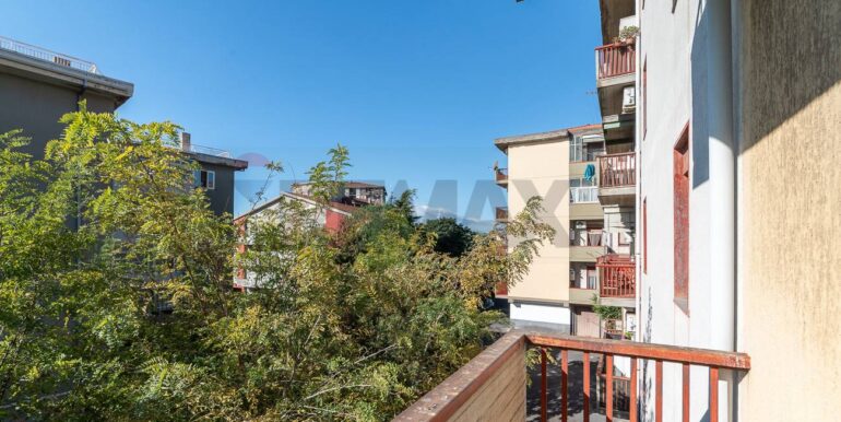 20251009122041-992671-14