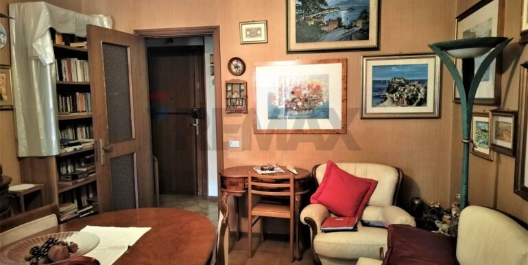 20251009122242-992633-9