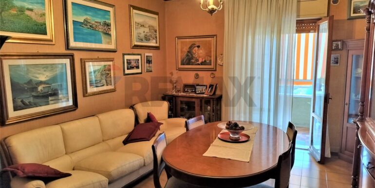 20251009122247-992633-10