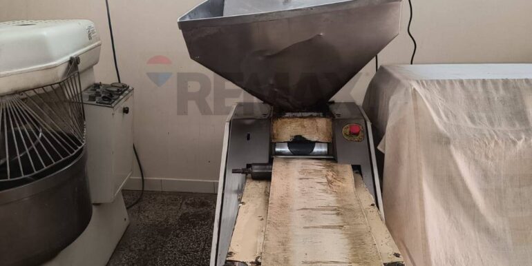 20251009162939-992741-13