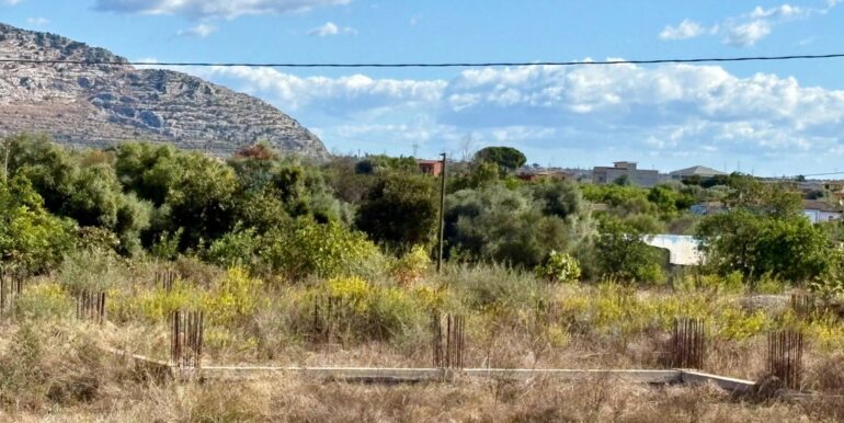 20251009172803-992786-7