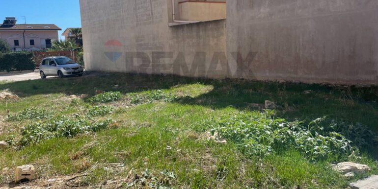 20251009185613-992279-9