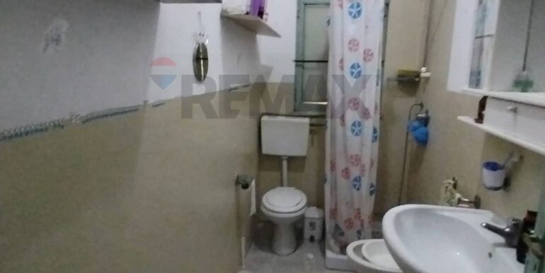 20251009220643-992822-14