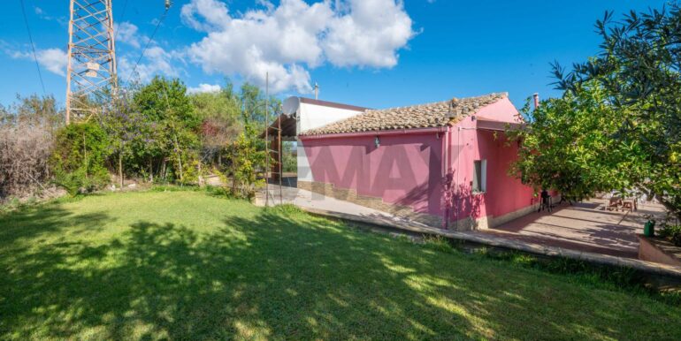 20251010111317-992855-11