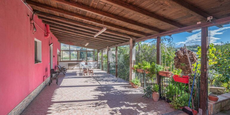 20251010111342-992855-17