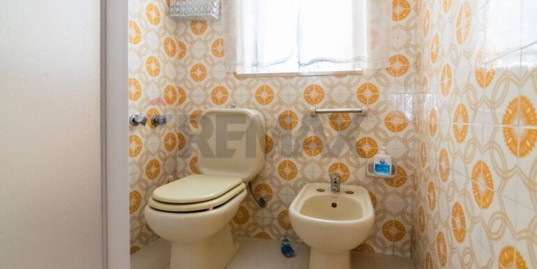 20251010140654-990902-20