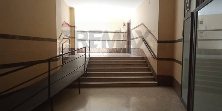 20251010174210-993018-10