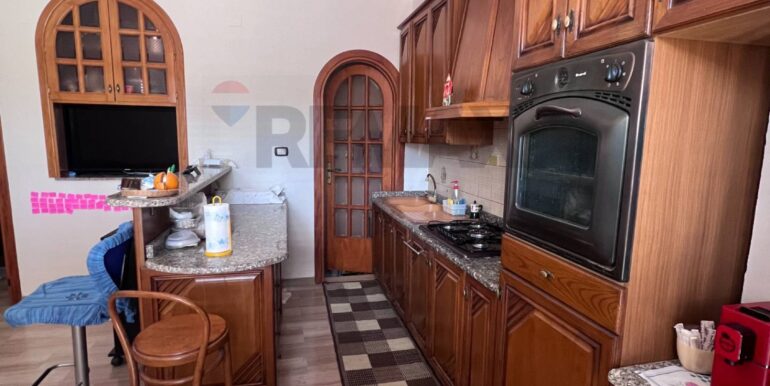 20251010192546-993053-10