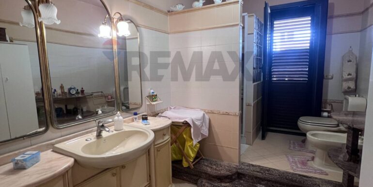 20251010192632-993053-27