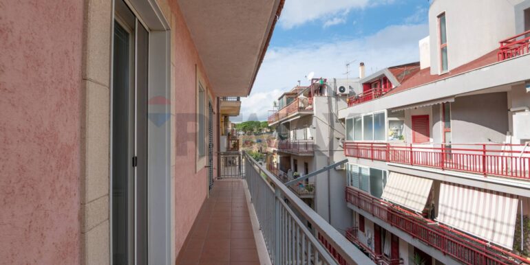 20251011122231-992389-4