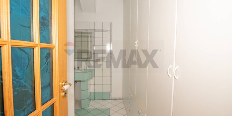 20251011122254-992389-10