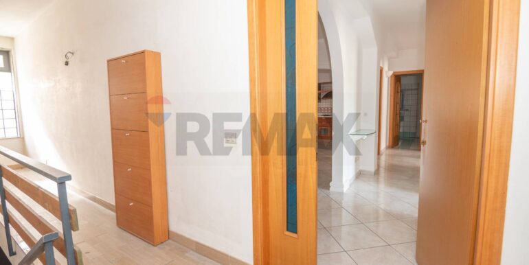 20251011122323-992389-18