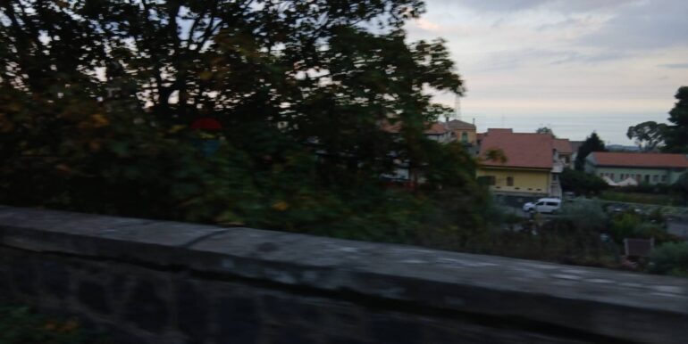 20251012134316-993139-2