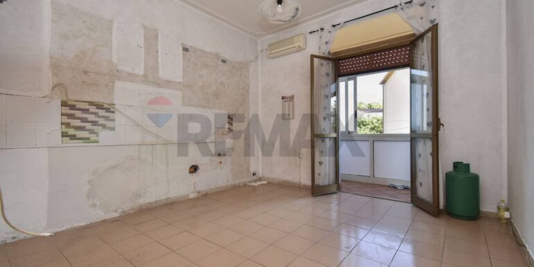 20251012215456-993165-11