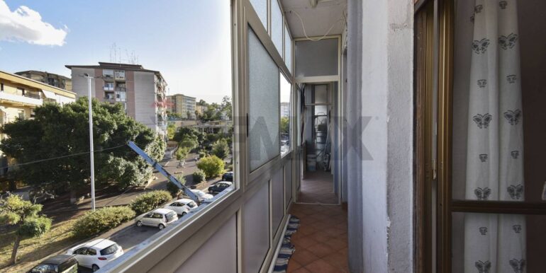 20251012215503-993165-14