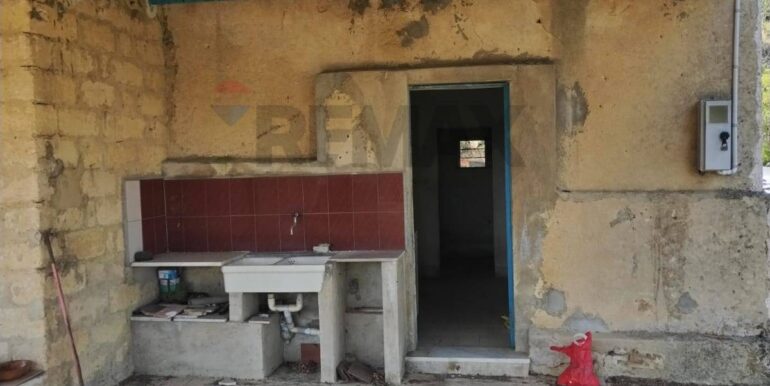 20251012223210-936646-14