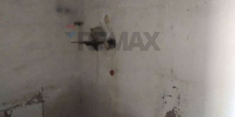 20251012223215-936646-16