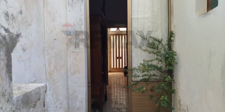 20251013115807-992558-3