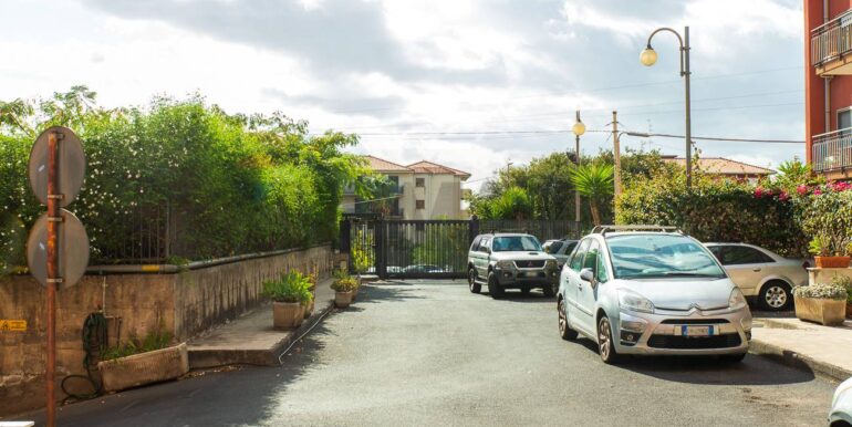 20251013170915-993382-2