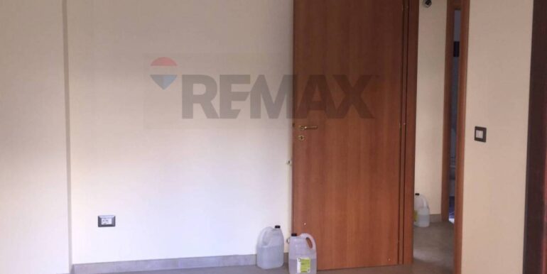 20251013171849-993386-18