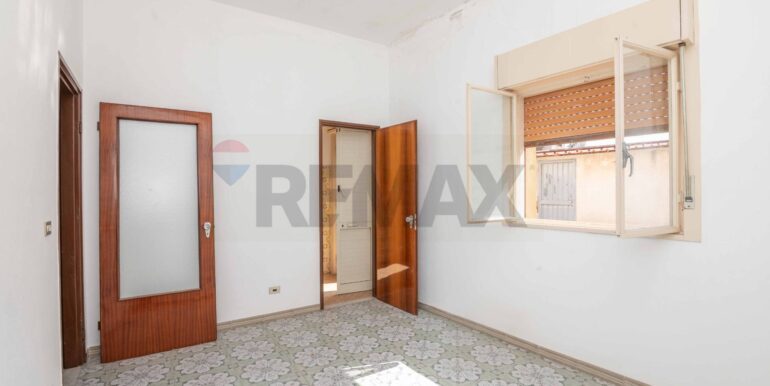 20251013204555-993129-16