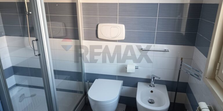 20251013215317-993480-14