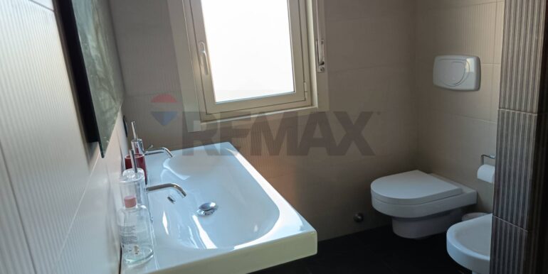 20251013215326-993480-17