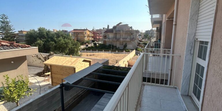 2025101390140-992089-16