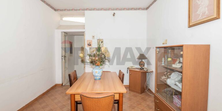 2025101395630-979693-13