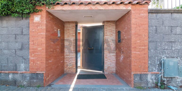 2025101400005-993483-2