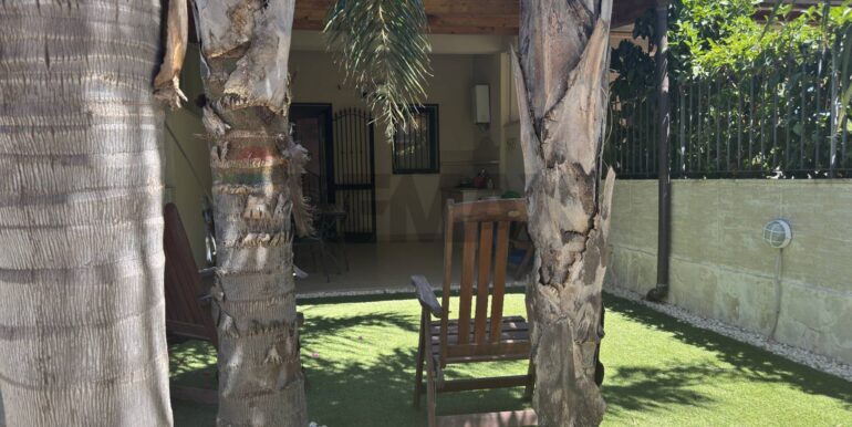 20251014115633-993563-12