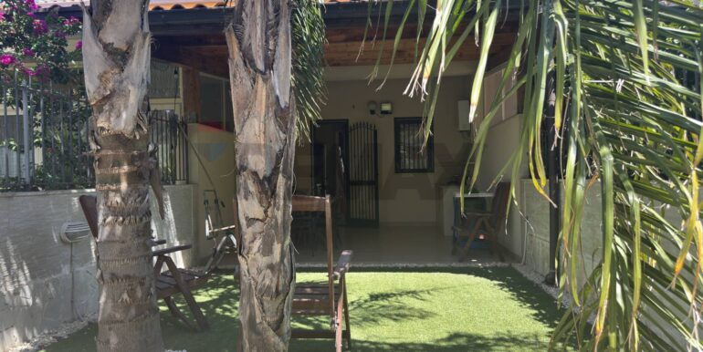 20251014115637-993563-13