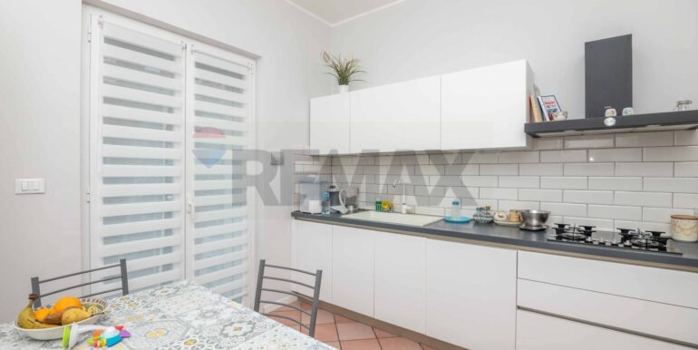 20251014163706-993646-3