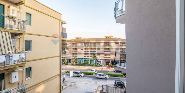 20251014163751-993646-19