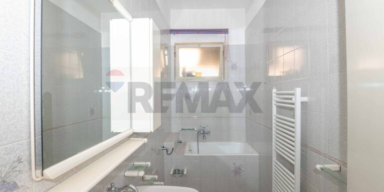 20251014173856-993665-18