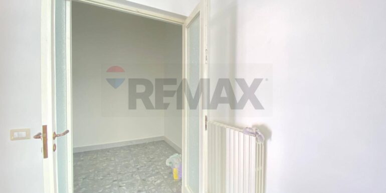 20251014190010-993315-11