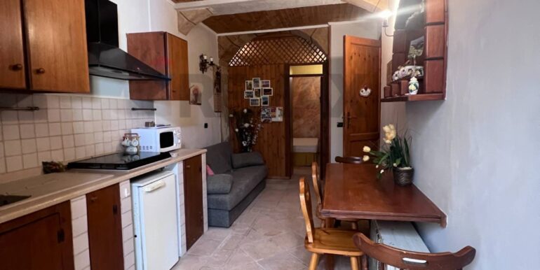 20251014193703-993710-1