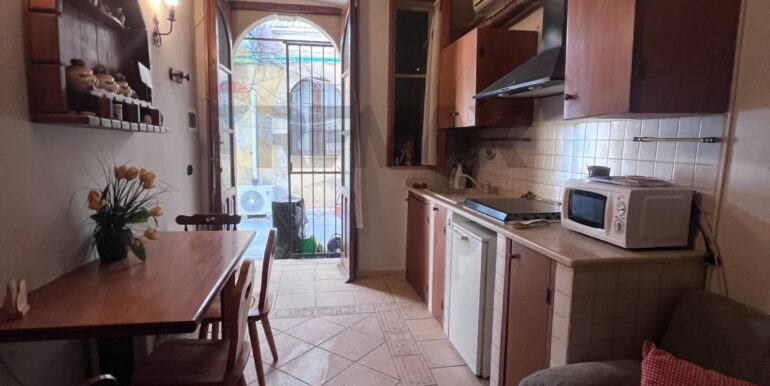 20251014193711-993710-3