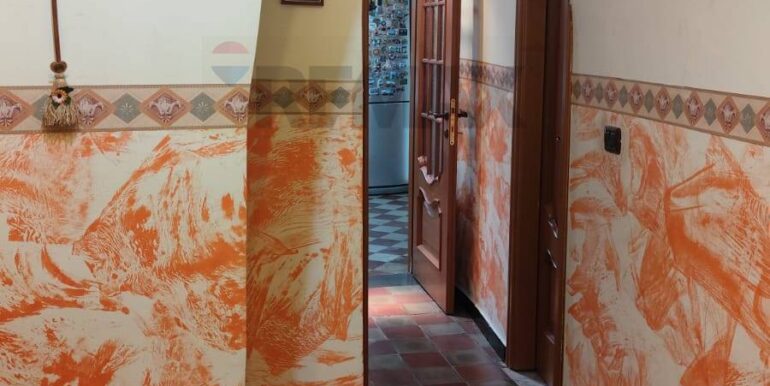 20251014195318-993702-9