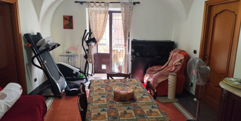 20251014195413-993702-37