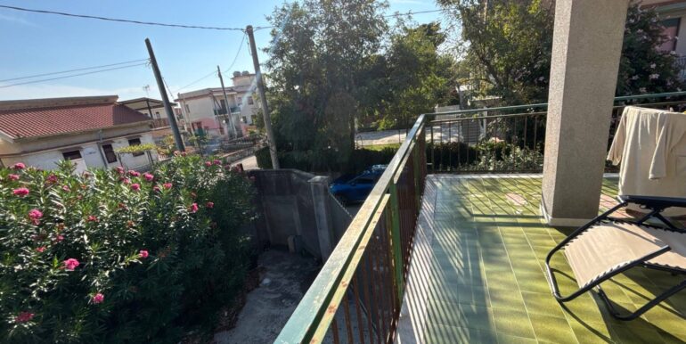 20251014202449-993711-16