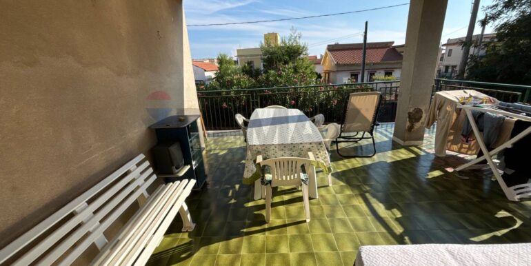 20251014202534-993711-19