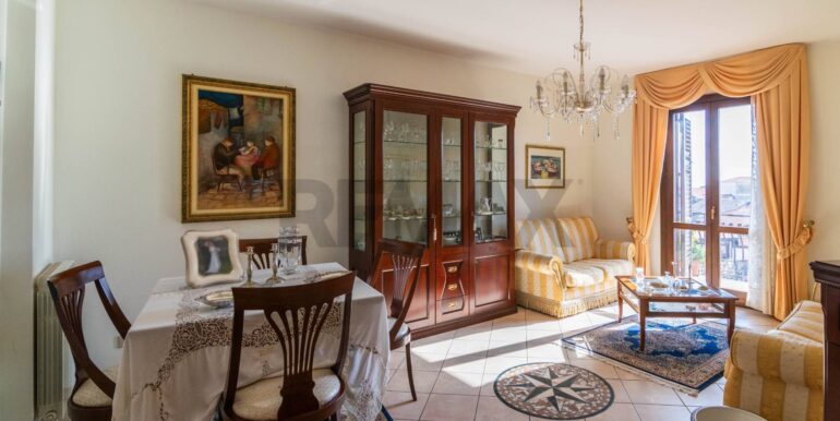 2025101483037-992777-5