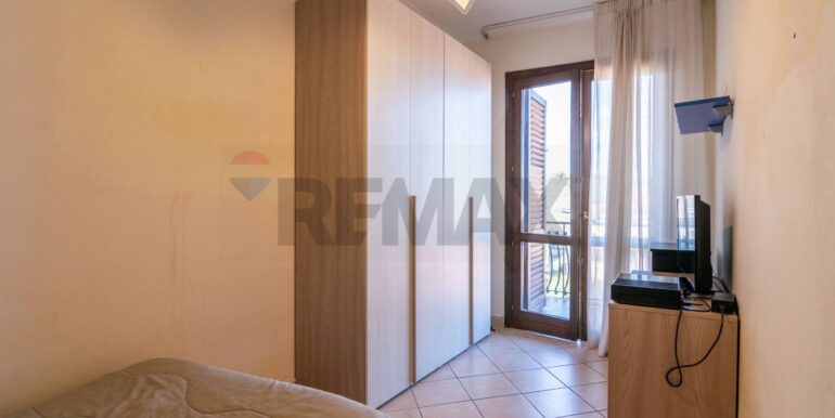 2025101483118-992777-14