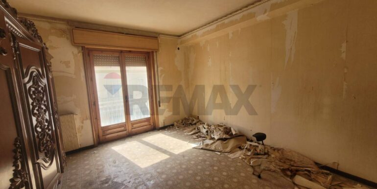 2025101492328-993494-10