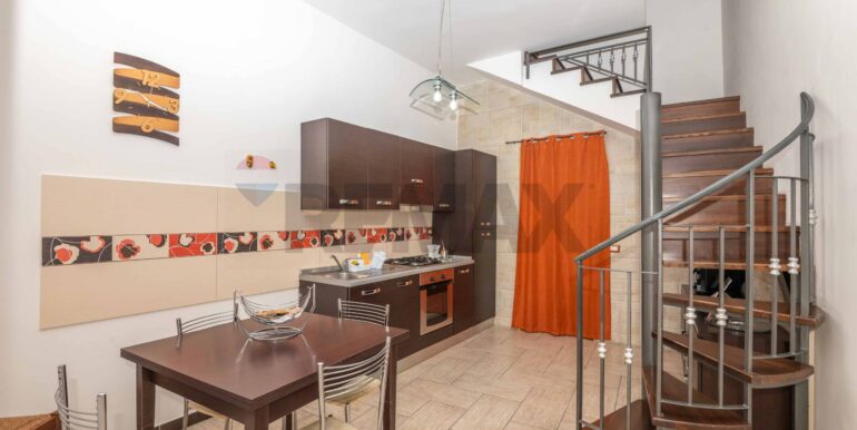 2025101495806-990849-12